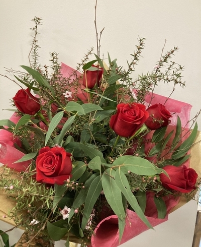 00 Media docena de rosas rojas